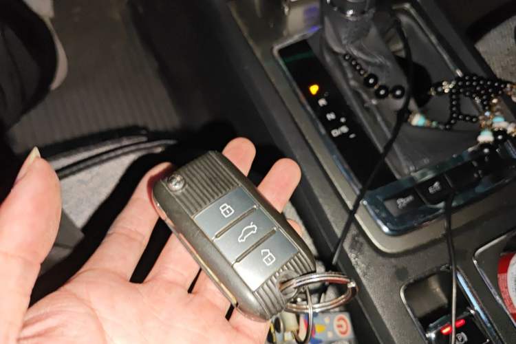 Used Roewe i6 2017 20T Automatic Internet Smart Edition Vehicle Key