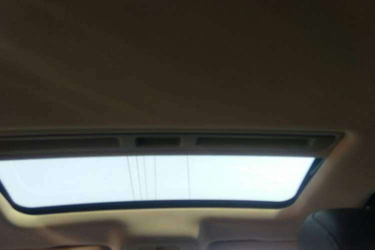 Used Roewe i6 2017 20T Automatic Internet Smart Edition Headliner