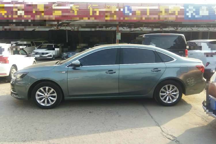 Used Roewe i6 2017 20T Automatic Internet Smart Edition Left Side