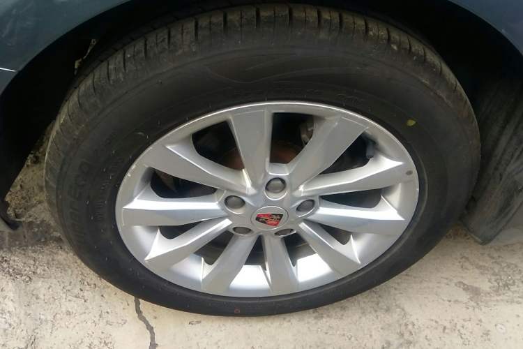 Used Roewe i6 2017 20T Automatic Internet Smart Edition Right Rear Wheel Hub