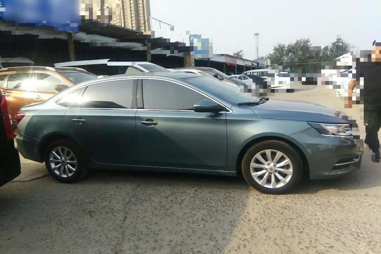 Used Roewe i6 2017 20T Automatic Internet Smart Edition Right Side