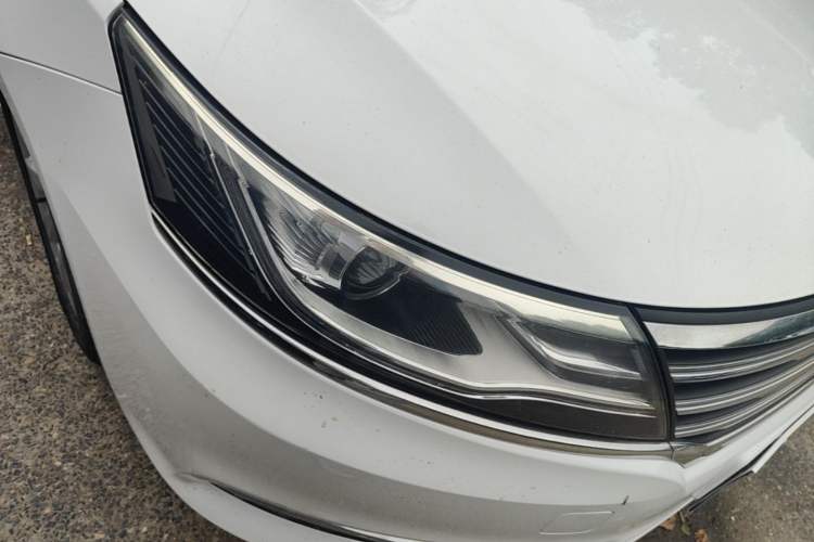 Used Roewe i6 2017 20T Manual Luxury Edition Right Front Headlight
