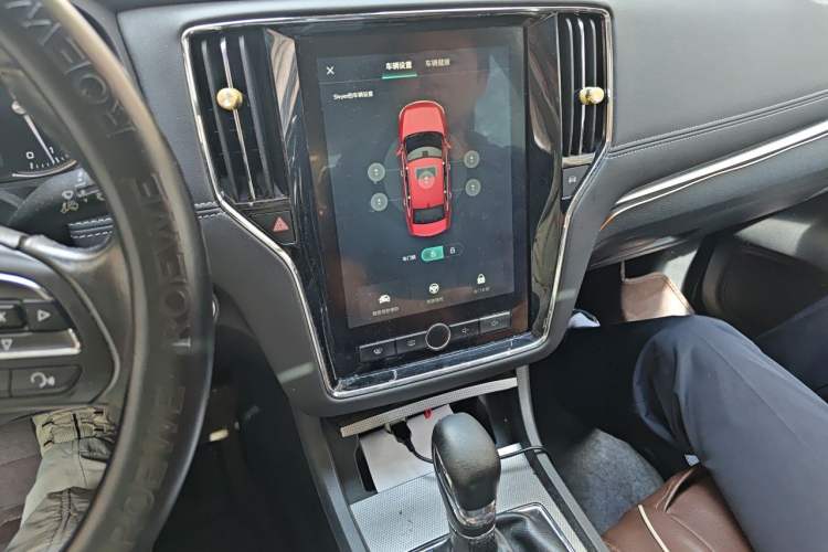 Used Roewe i6 2017 20T Automatic Internet ZhiZun Edition Audio And AC Panel