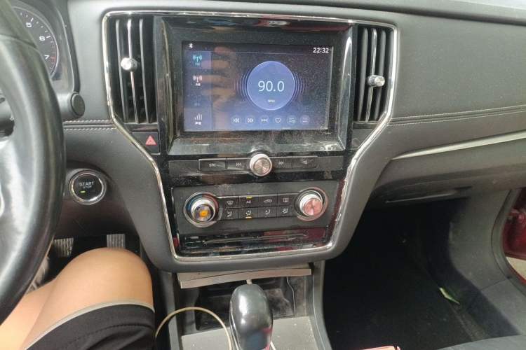 Used Roewe i6 2017 20T Automatic Flagship Edition Audio And AC Panel