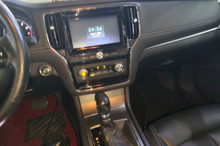 Used Roewe i6 2017 20T Automatic Flagship Edition Audio And AC Panel