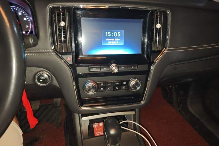 Used Roewe i6 2017 20T Automatic Flagship Edition Audio And AC Panel