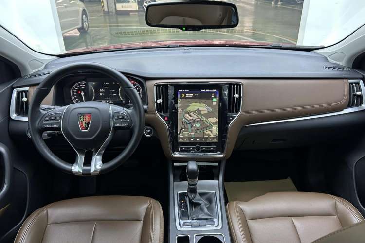 Used Roewe i6 2017 20T Automatic Internet ZhiZun Edition Center Console