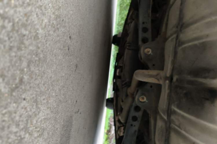 Used Roewe i6 2017 20T Automatic Internet ZhiZun Edition Chassis Rear