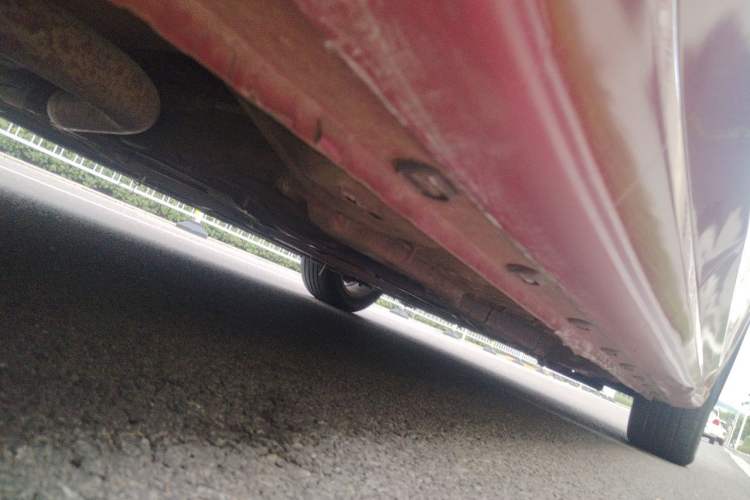 Used Roewe i6 2017 20T Automatic Flagship Edition Chassis Rear Right