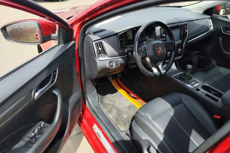 Used Roewe i6 2017 20T Manual Luxury Edition Driver Seat