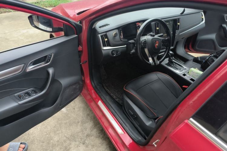 Used Roewe i6 2017 20T Automatic Internet ZhiZun Edition Driver Seat