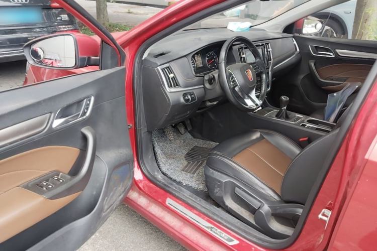 Used Roewe i6 2017 20T Manual Luxury Edition Driver Seat