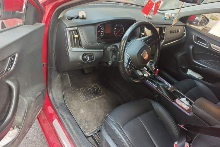 Used Roewe i6 2017 20T Automatic Internet Smart Edition Driver Seat