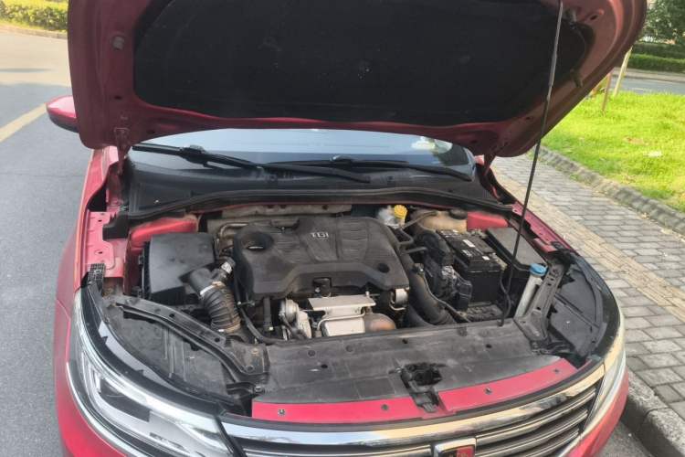 Used Roewe i6 2017 20T Automatic Internet Smart Edition Engine Bay