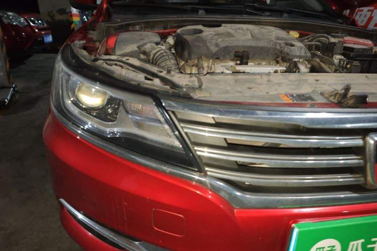 Used Roewe i6 2017 20T Automatic Flagship Edition Engine Bay Right