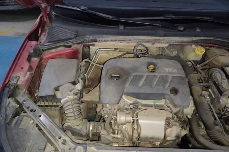Used Roewe i6 2017 16T Automatic Connected Smart Edition Engine Bay Right