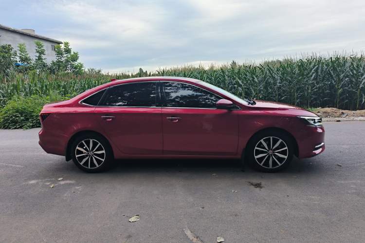 Used Roewe i6 2017 20T Automatic Internet ZhiZun Edition Exterior 2