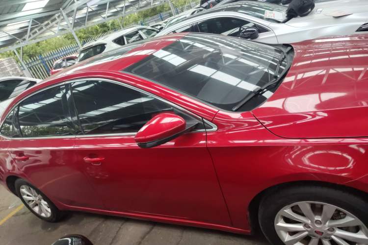 Used Roewe i6 2017 20T Manual Luxury Edition Exterior 2
