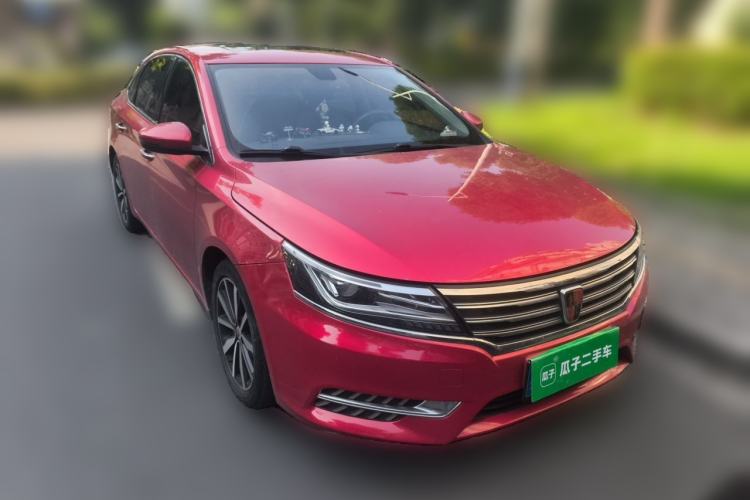 Used Roewe i6 2017 20T Automatic Internet Smart Edition Front Right 45 Deg