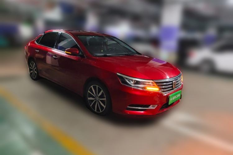 Used Roewe i6 2017 20T Automatic Internet ZhiZun Edition Front Right 45 Deg