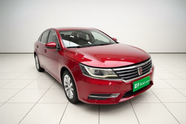 Used Roewe i6 2017 20T Automatic Internet Smart Edition Front Right 45 Deg