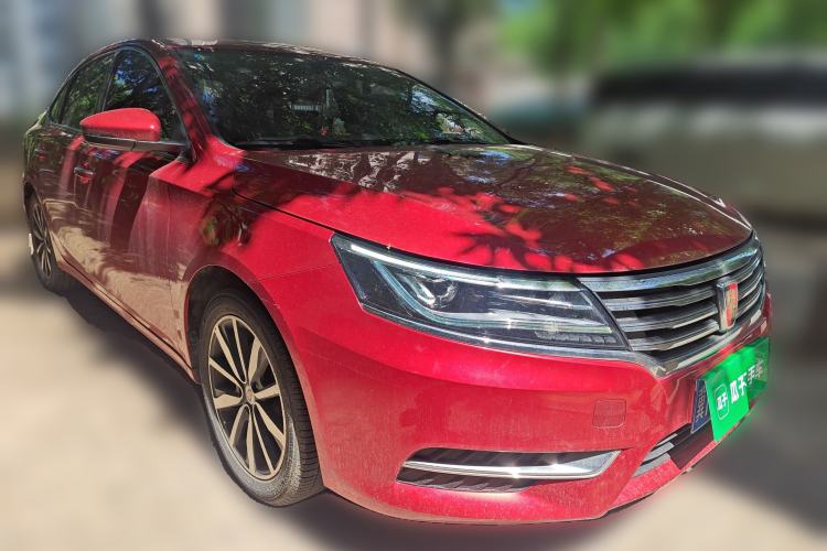 Used Roewe i6 2017 20T Automatic Internet ZhiZun Edition Front Right 45 Deg