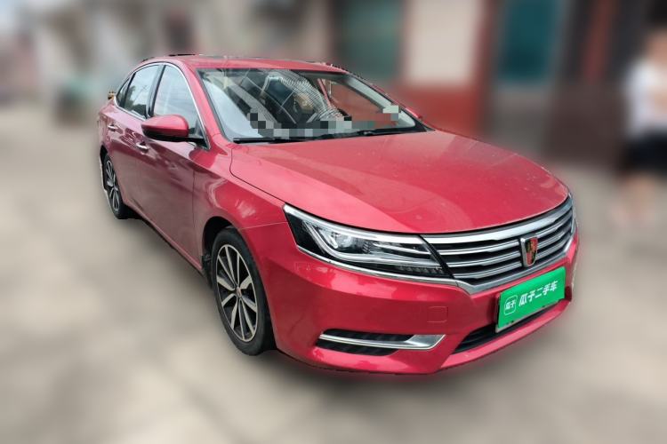 Used Roewe i6 2017 20T Automatic Internet ZhiZun Edition Front Right 45 Deg