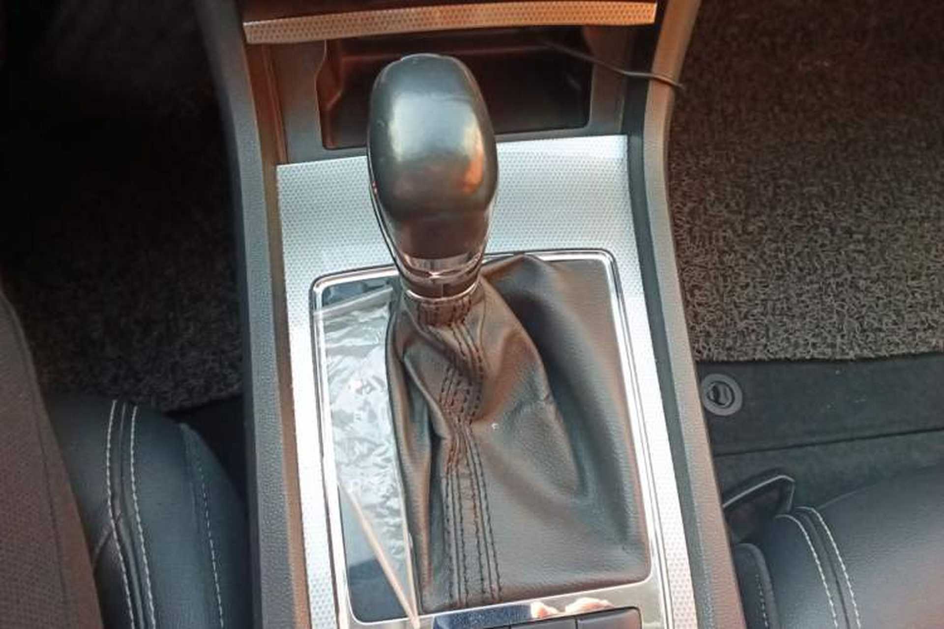 Used Roewe i6 2017 20T Automatic Internet Smart Edition Gear Lever