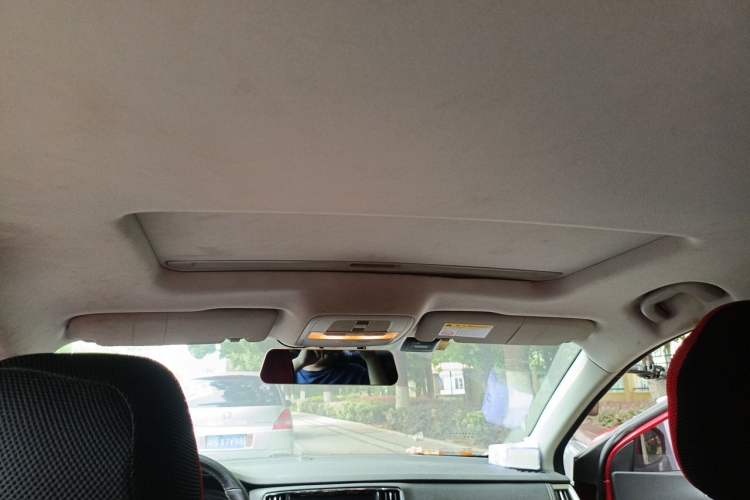 Used Roewe i6 2017 20T Automatic Flagship Edition Headliner