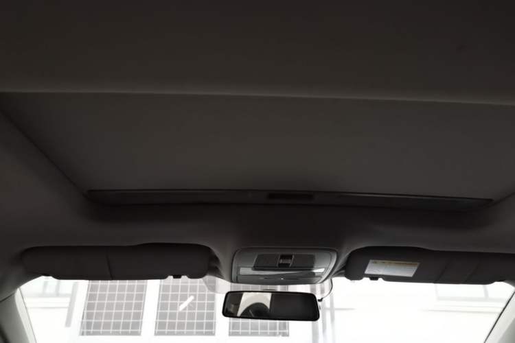 Used Roewe i6 2017 20T Automatic Flagship Edition Headliner