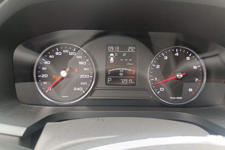 Used Roewe i6 2017 20T Automatic Flagship Edition Instrument Cluster