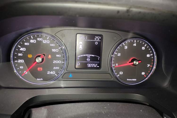 Used Roewe i6 2017 16T Automatic Connected Smart Edition Instrument Cluster