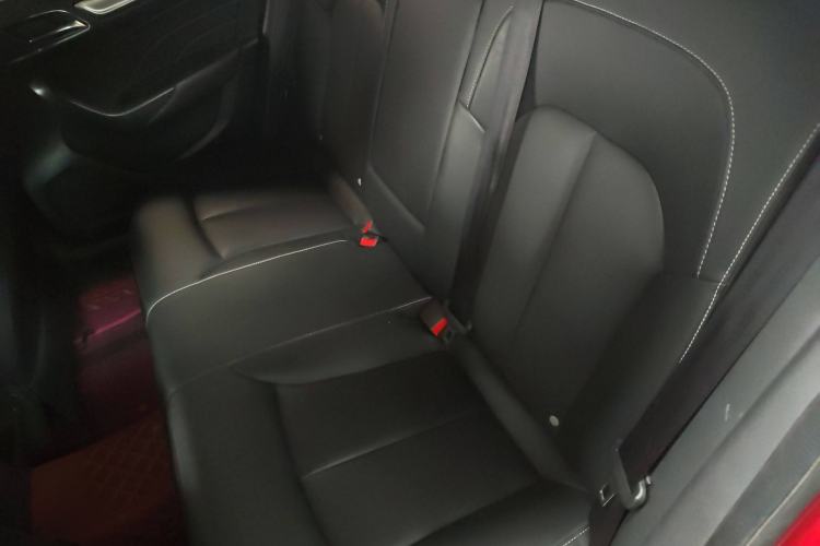 Used Roewe i6 2017 20T Manual Luxury Edition Interior 1