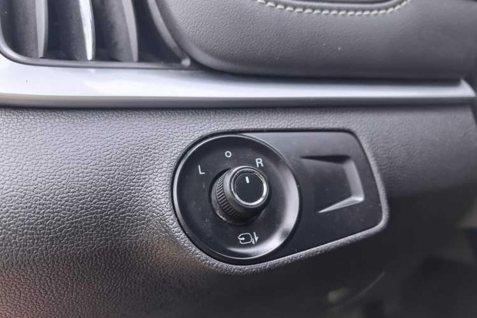 Used Roewe i6 2017 20T Automatic Internet ZhiZun Edition Interior 10