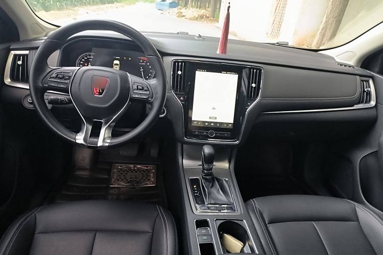 Used Roewe i6 2017 20T Automatic Internet ZhiZun Edition Interior 3