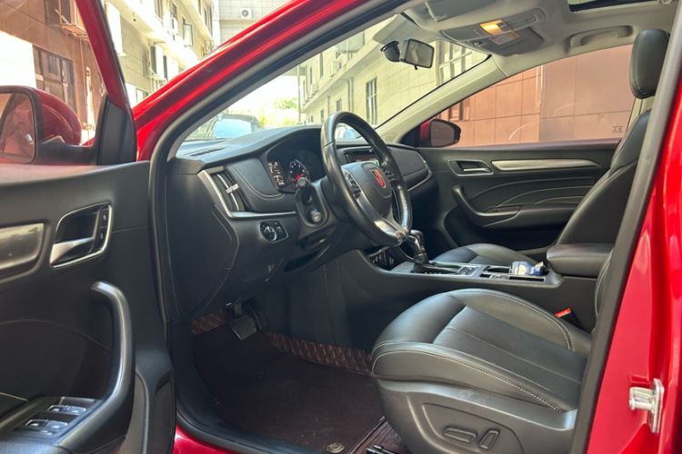 Used Roewe i6 2017 20T Automatic Internet Smart Edition Interior 5