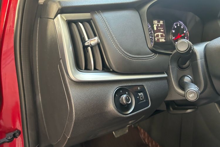 Used Roewe i6 2017 20T Automatic Internet Smart Edition Interior 7