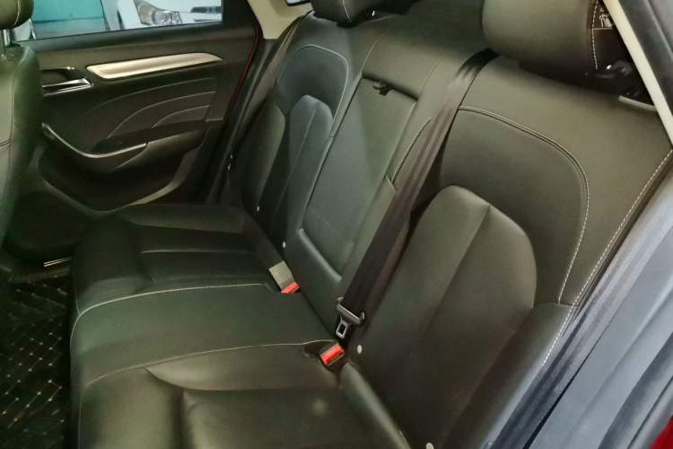 Used Roewe i6 2017 20T Automatic Internet Smart Edition Left Rear Seat