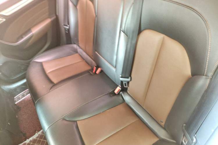 Used Roewe i6 2017 20T Automatic Internet Smart Edition Left Rear Seat