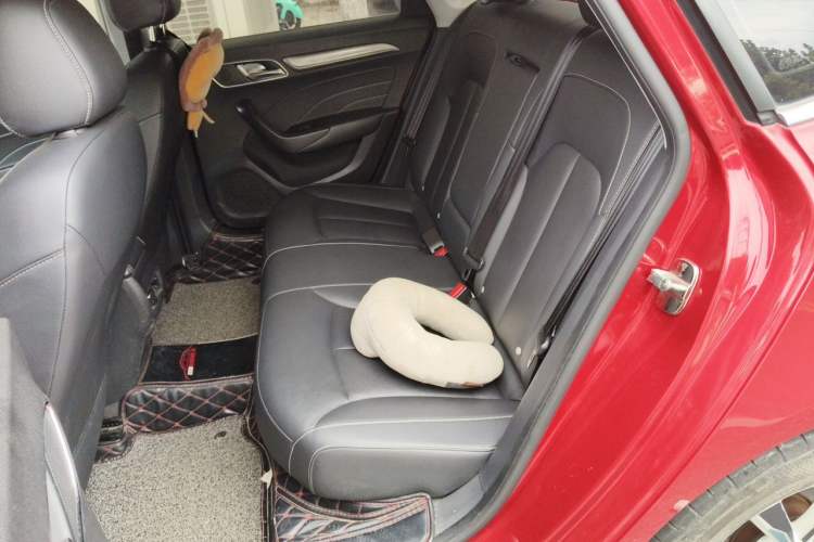 Used Roewe i6 2017 20T Automatic Internet Smart Edition Left Rear Seat