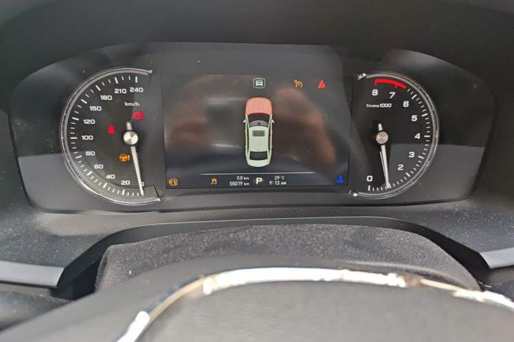 Used Roewe i6 2017 20T Automatic Internet ZhiZun Edition Odometer Close Up