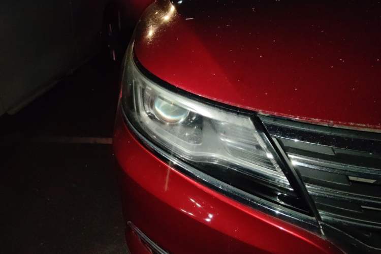 Used Roewe i6 2017 16T Manual Luxury Edition Right Front Headlight