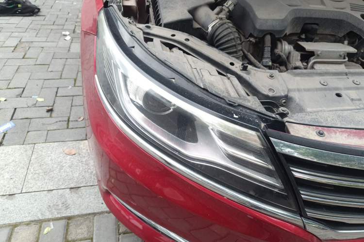 Used Roewe i6 2017 20T Automatic Flagship Edition Right Front Headlight