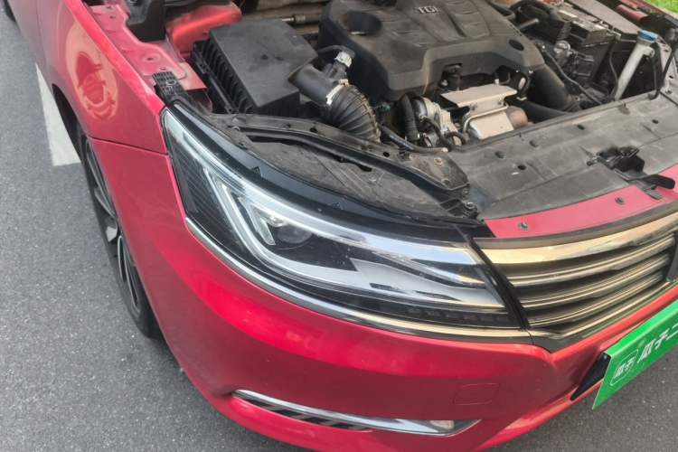 Used Roewe i6 2017 20T Automatic Internet Smart Edition Right Front Headlight