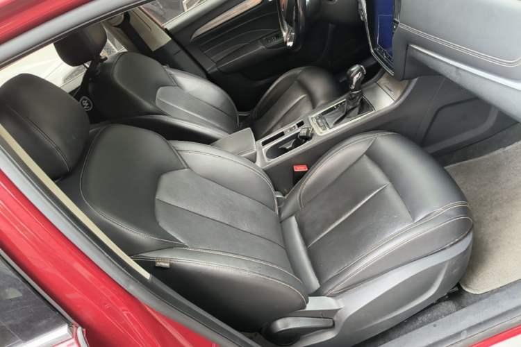 Used Roewe i6 2017 20T Automatic Internet Smart Edition Right Front Seat