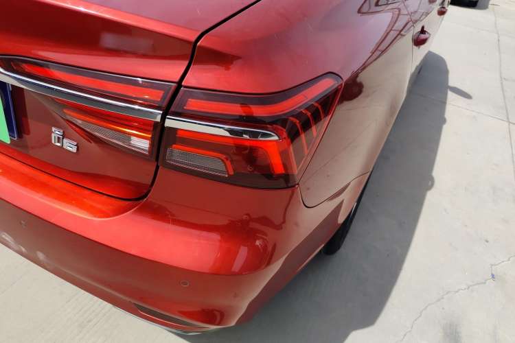 Used Roewe i6 2017 20T Manual Luxury Edition Right Rear Taillight