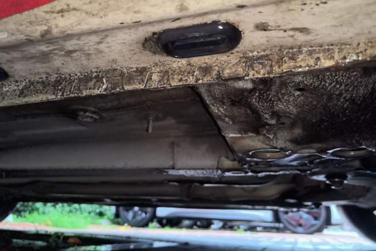 Used Roewe i6 2017 20T Automatic Internet ZhiZun Edition Right Side Sill