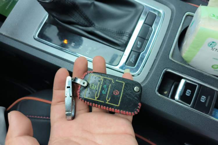 Used Roewe i6 2017 20T Automatic Internet ZhiZun Edition Vehicle Key