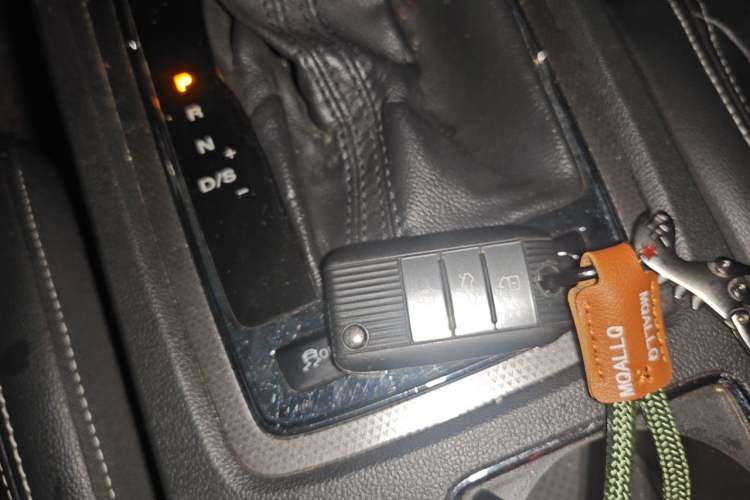 Used Roewe i6 2017 20T Automatic Internet ZhiZun Edition Vehicle Key