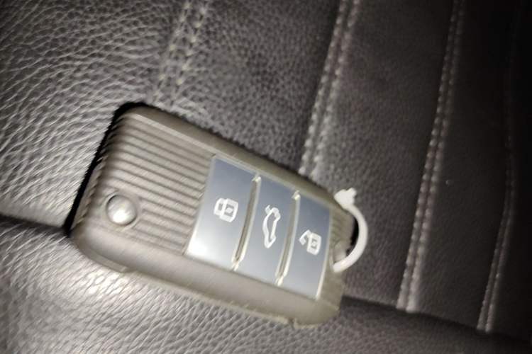 Used Roewe i6 2017 16T Automatic Connected Smart Edition Vehicle Key